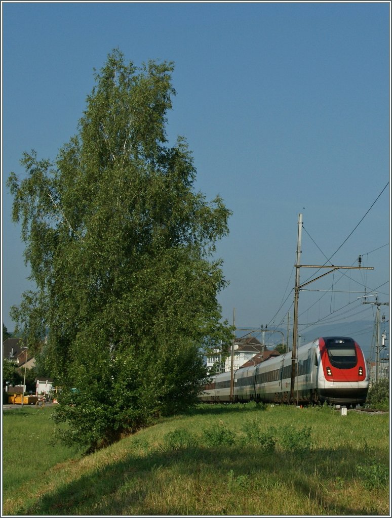 SBB RABDe 500 (ICN) to Basel by Lengnau on the MLB (BLS). 
22.07.2013 