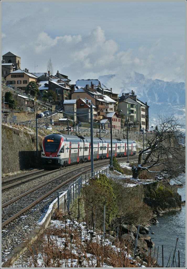 SBB RABe 511 107 between Rivaz and St Saphorin. 8. II. 13