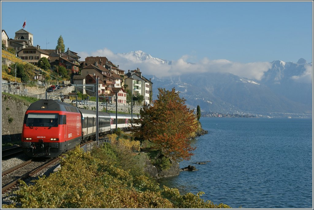 SBB Re 460 013-6 with an IR by St Saphorin.
29.10.2012