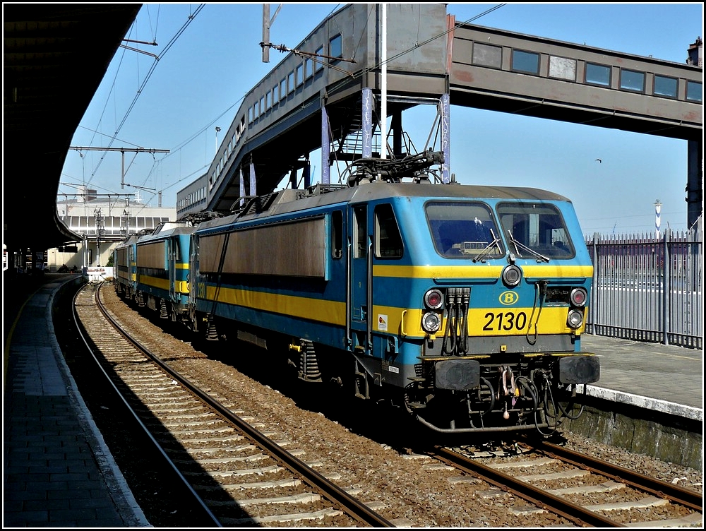 Several engines of the Srie 21 pictured at the station of Oostende on September 14th, 2008.