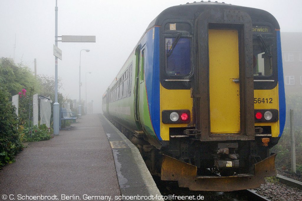 Sheringham,  Greater Anglia  DMU 156412, with the 9,46 departure to Norwich in dense fog.
2012,10,23