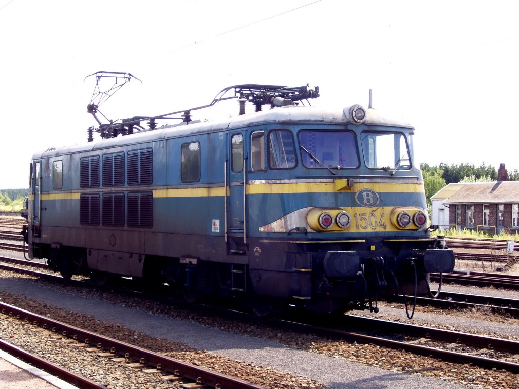 SNCB multi-voltage engine 1504 on sidings at Gouvy station (used to haul TEE trains on the Paris-Brussels-Amsterdam route). August 2007.