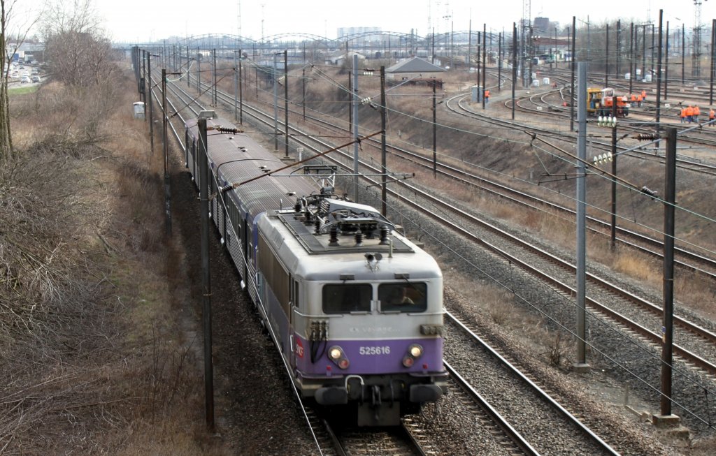 SNCF BB 525616 at Strasbourg, 18.03.2010. 