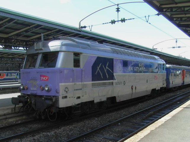 SNCF BB67470 in en-voyages-livery.

2007-06-25 Paris-Est 