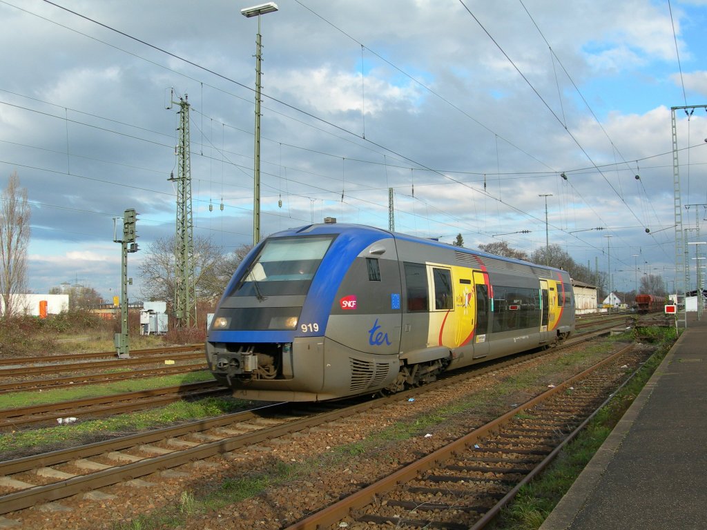 SNCF TER service from Mulhouse in Mllheim (Baden). 
03.12.2006
