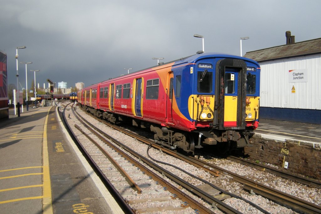 Southwest train in Clapham Junction, Britain's busiest railway station. 
14.04.2008