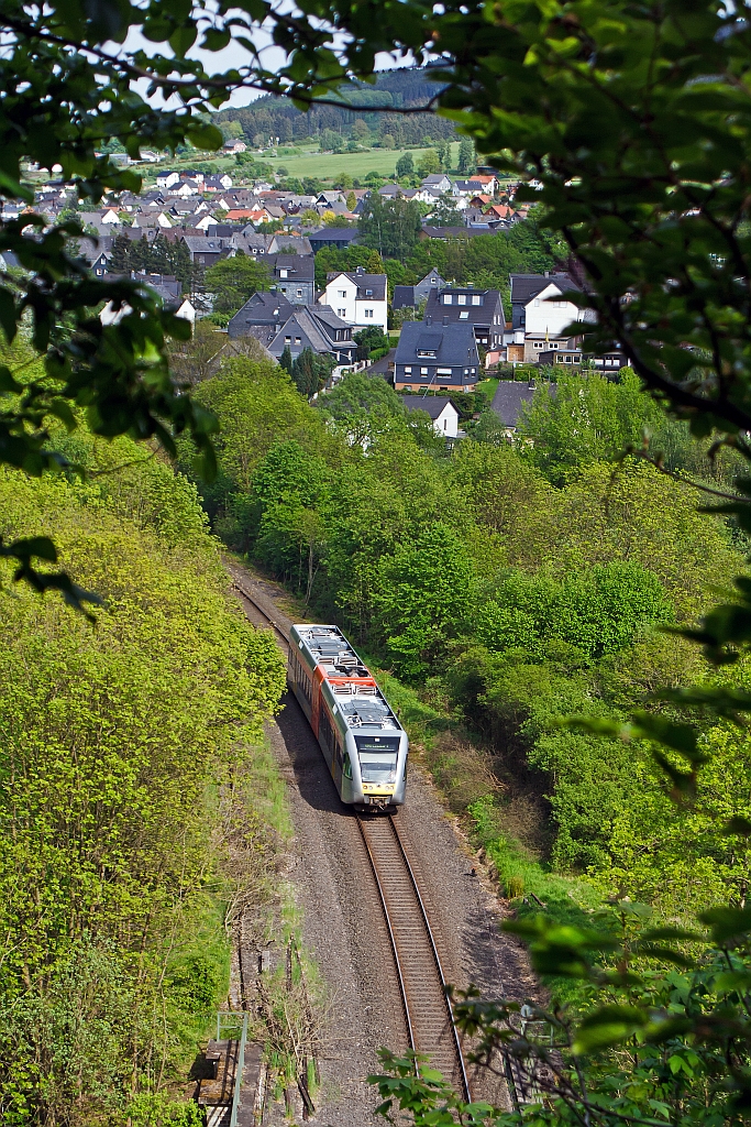 Stadler GTW 2/6 of the Hellertalbahn as RB 96 (Dillenburg-Haiger-Herdorf-Betzdorf/Sieg) at 14.05.2012, here just before the tunnel Herdorf.