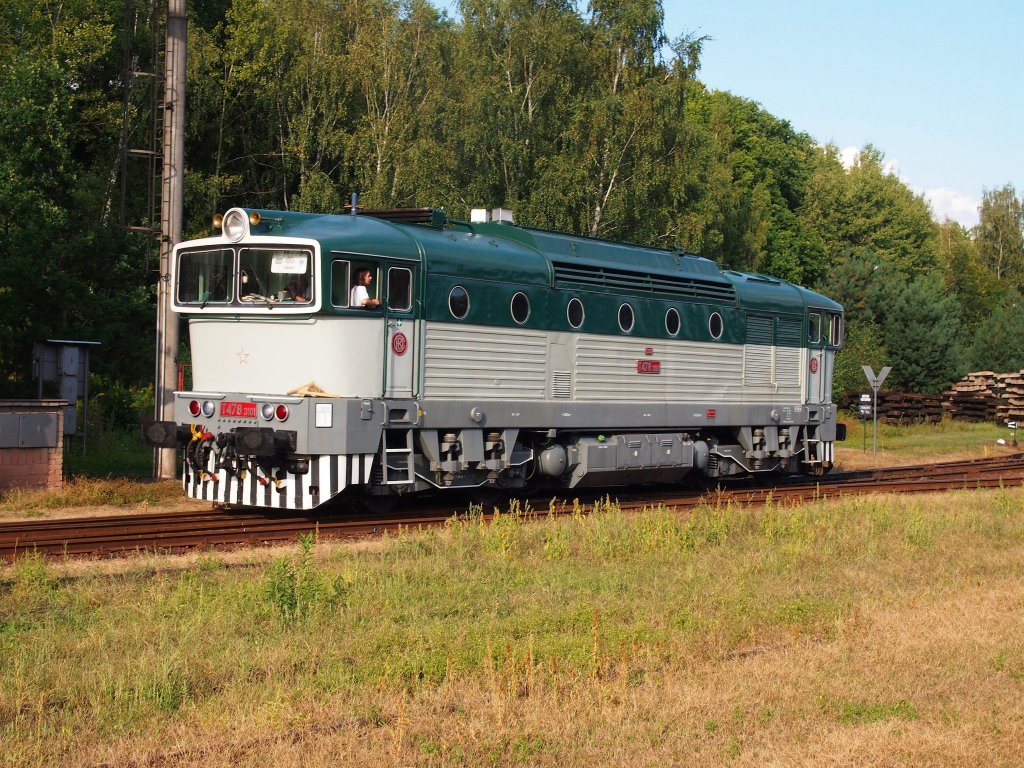 T478 (751)on the 8th of september, 2012 on the Railway station Luzna u Rakovnika. Owner of the locomotive is Railway museum CD Luzna u Rakovnika.