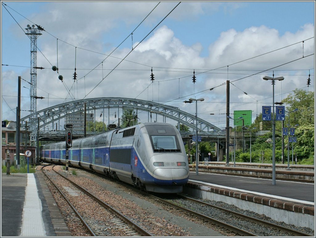 TGV Duplex to Marseille is leaving Mulhouse. 
22.05.2012