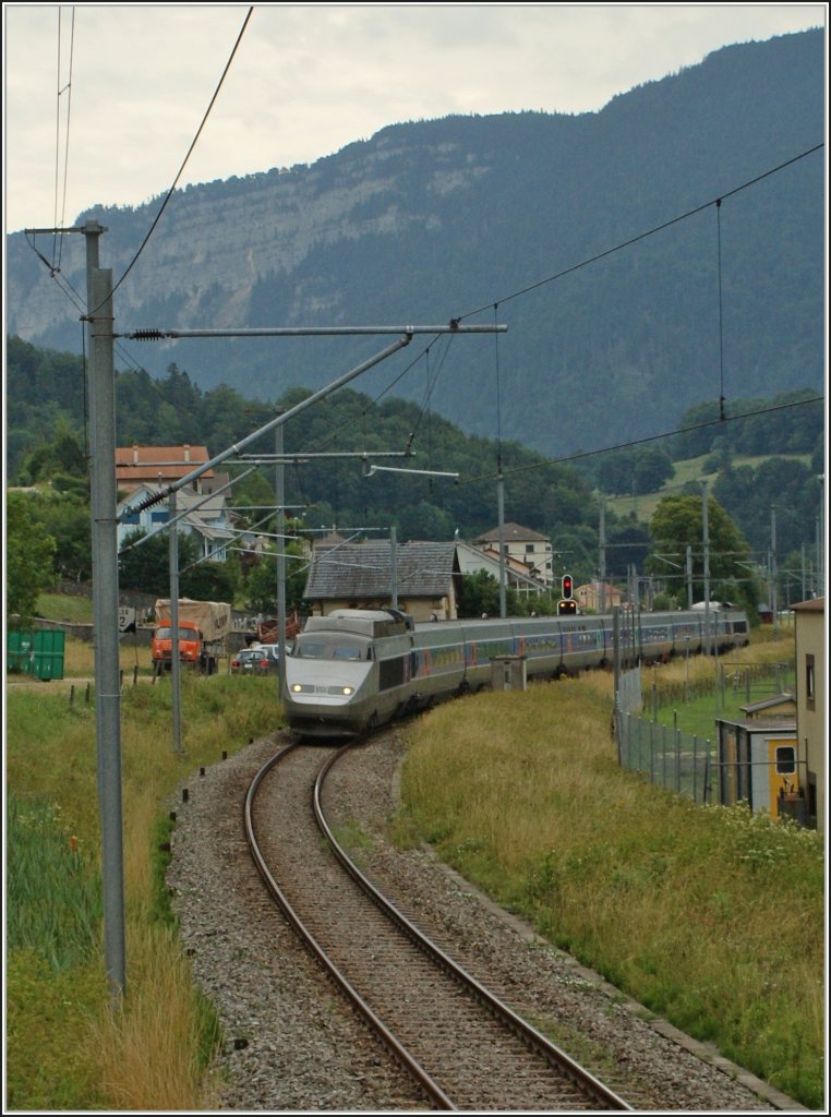 TGV Lyria 9284 Bern - Paris by Noiraigue. 
22.07.2010