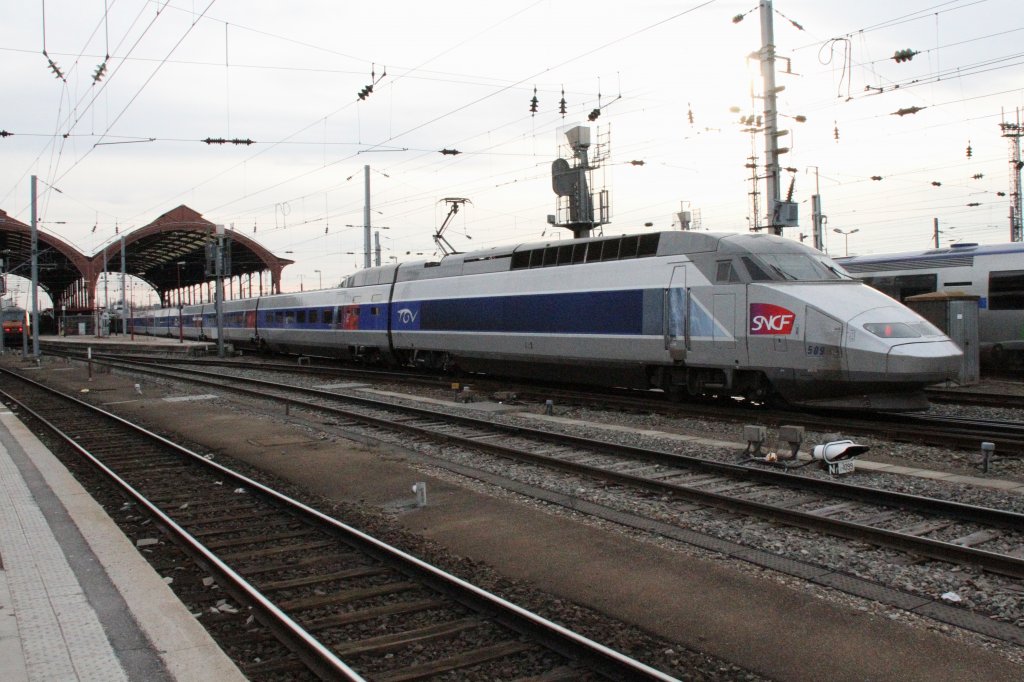 TGV Rseau 509 at Gare de Strasbourg on 18.03.2010.