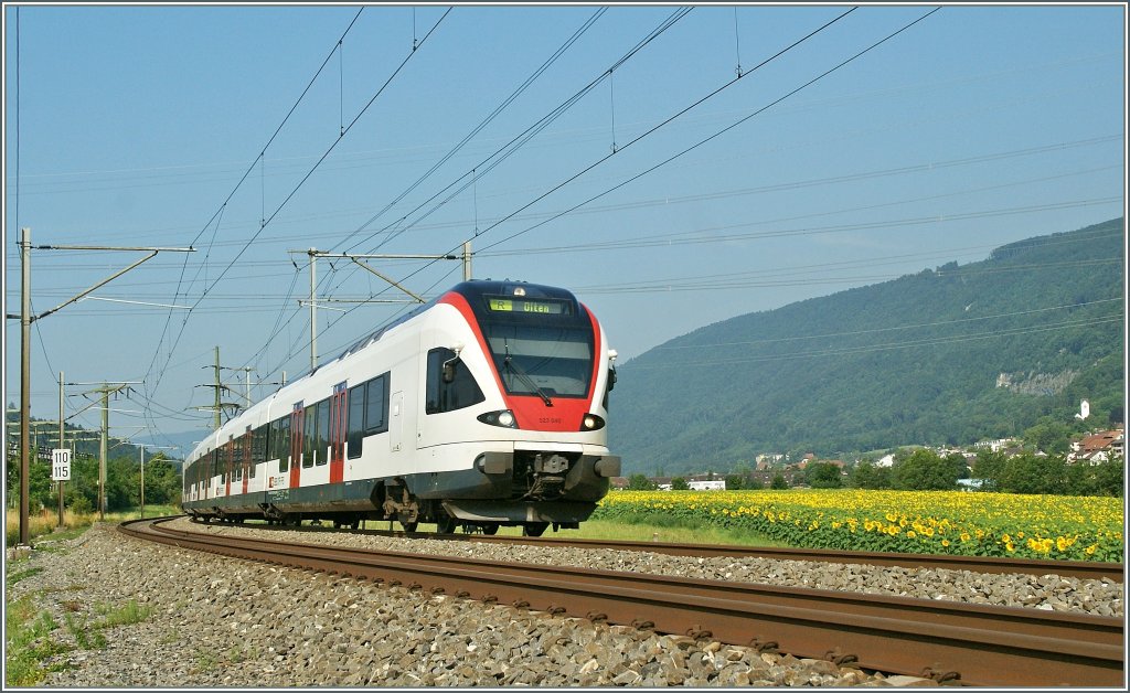 The 523 040 between Pieterlen and Lengnau. 
23.07.2013