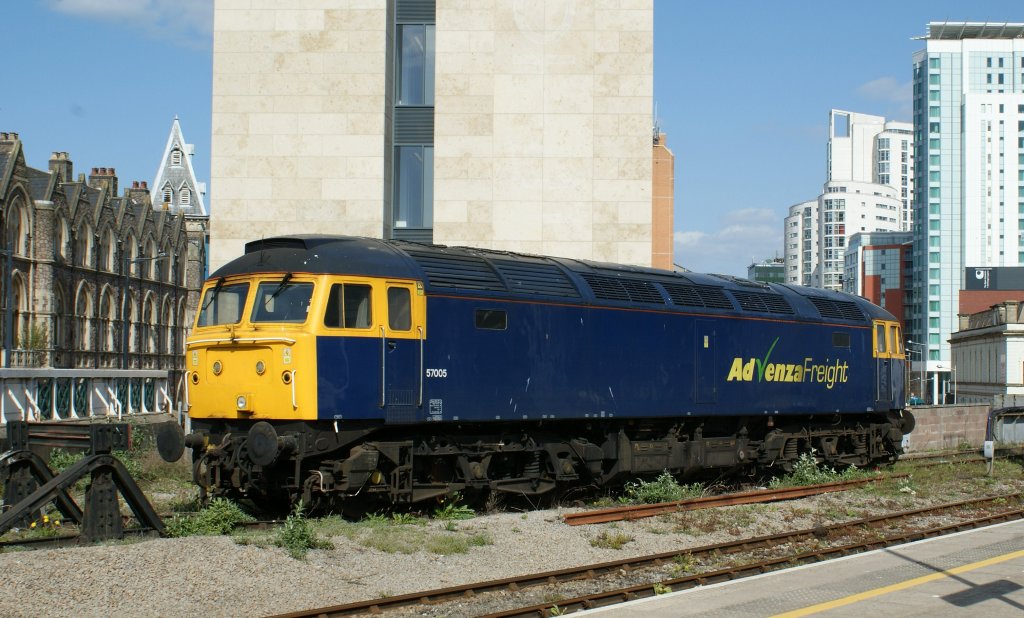 The 57 005 from the Advenca Fright in Cardiff Central. 
20.04.2010