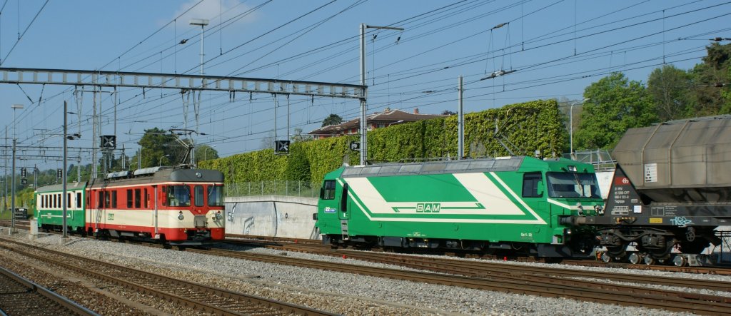 The BAM Ge 4/4 waits Morges the departure and distance of the locale train to Bire. 
01.05.2009