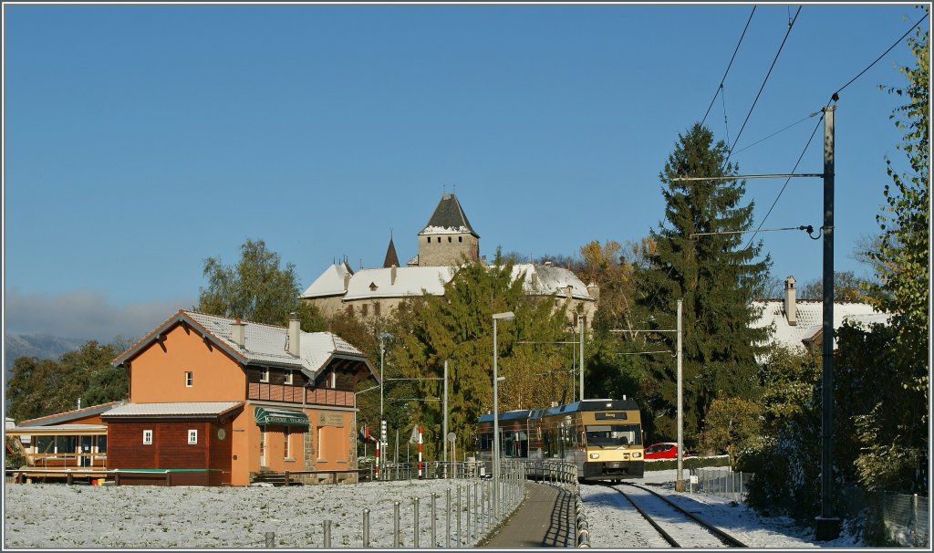 The CEV GTW Be 2/6 will be in a few time at the Blonay Station.
29.10.2012