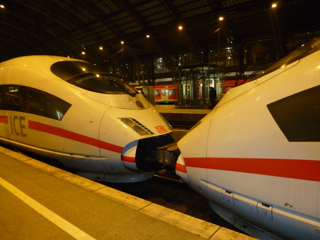The coupling between two ICEs in Cologne main station on February 15th 2013.
