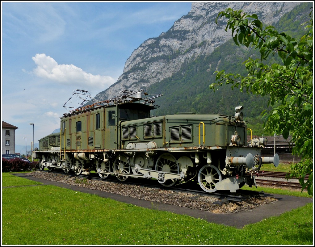 The crocodile Be 6/8 14270 photographed in Erstfeld on May 24th, 2012.