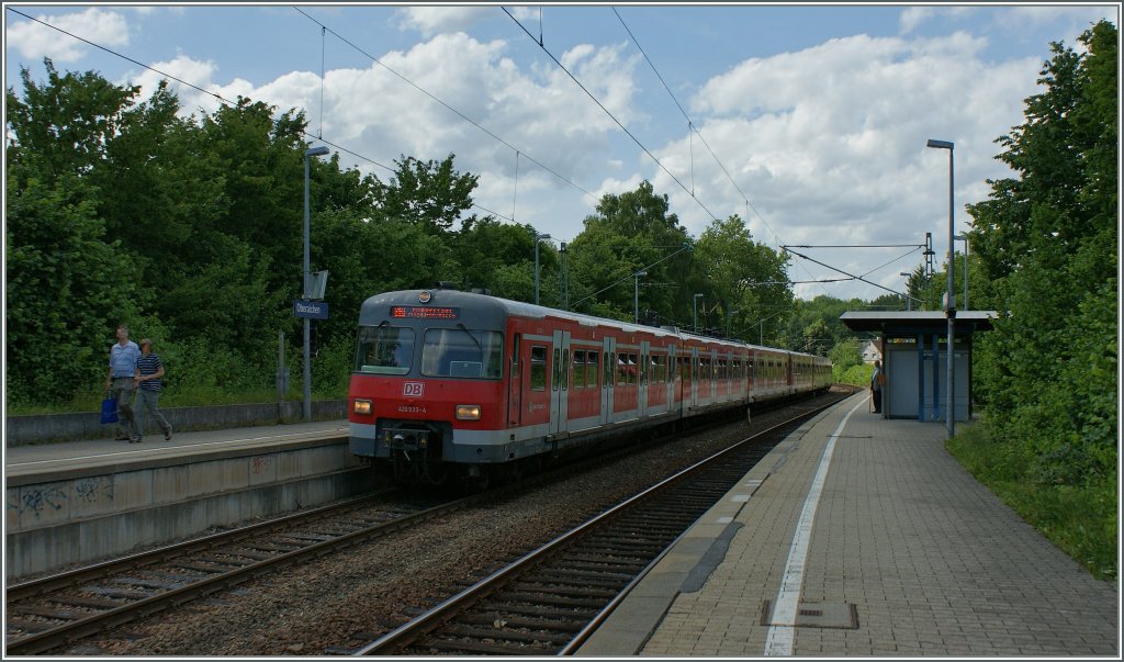 The DB ET 420 933-4 to Flughafen/Messe in Oberaichen.
23.06.2012