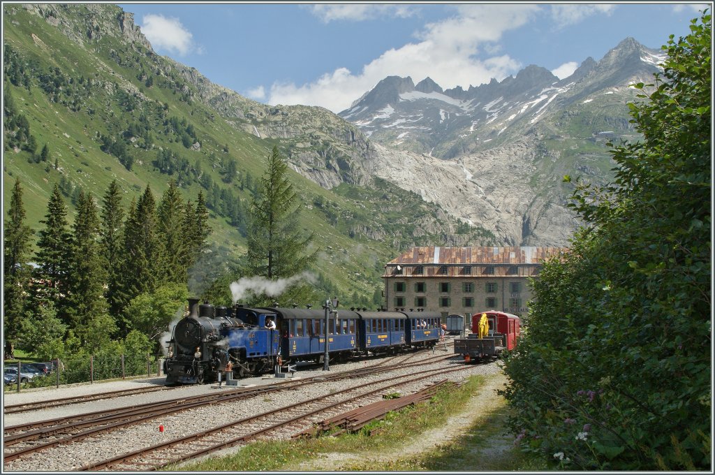 The DFB HG3/4 N 1  Furkahorn  wiht his Train N 131 in Gletsch. 05.08.2013