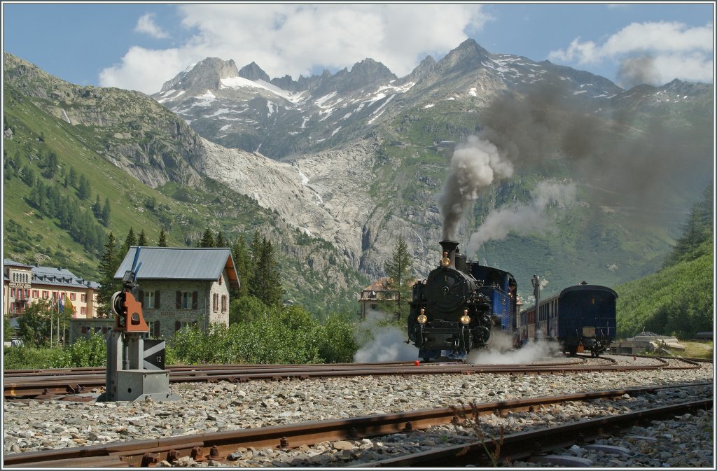 The DFB HG3/4 N 1  Furkahorn  wiht his Train N 131 in Gletsch. 05.08.2013