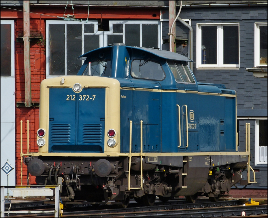 The Diesel engine 212 372-7 pictured in Siegen on October 13th, 2012.