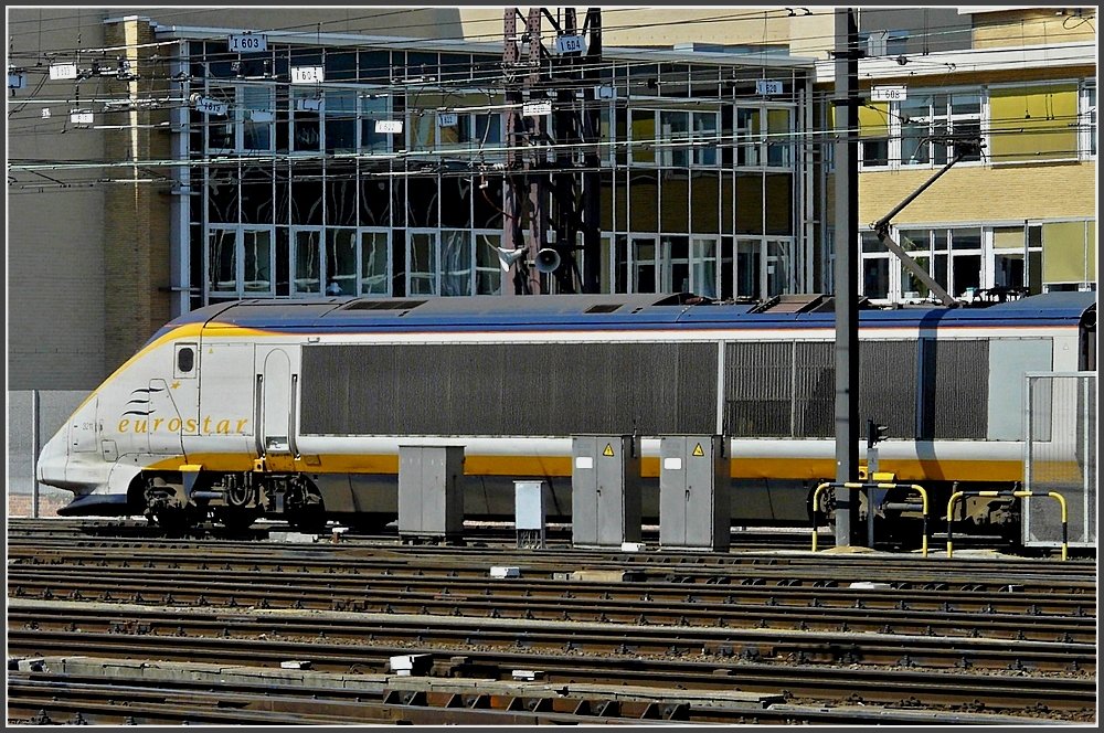 The Eurostar unit 3211 is leaving the station Bruxelles Midi on its way to London on May 30th, 2009.