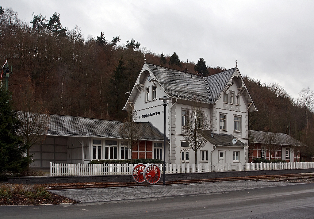 The former station Netphen-Deuz of the Kleinbahn Weidenau Deuz GmbH on 26.11.2011.