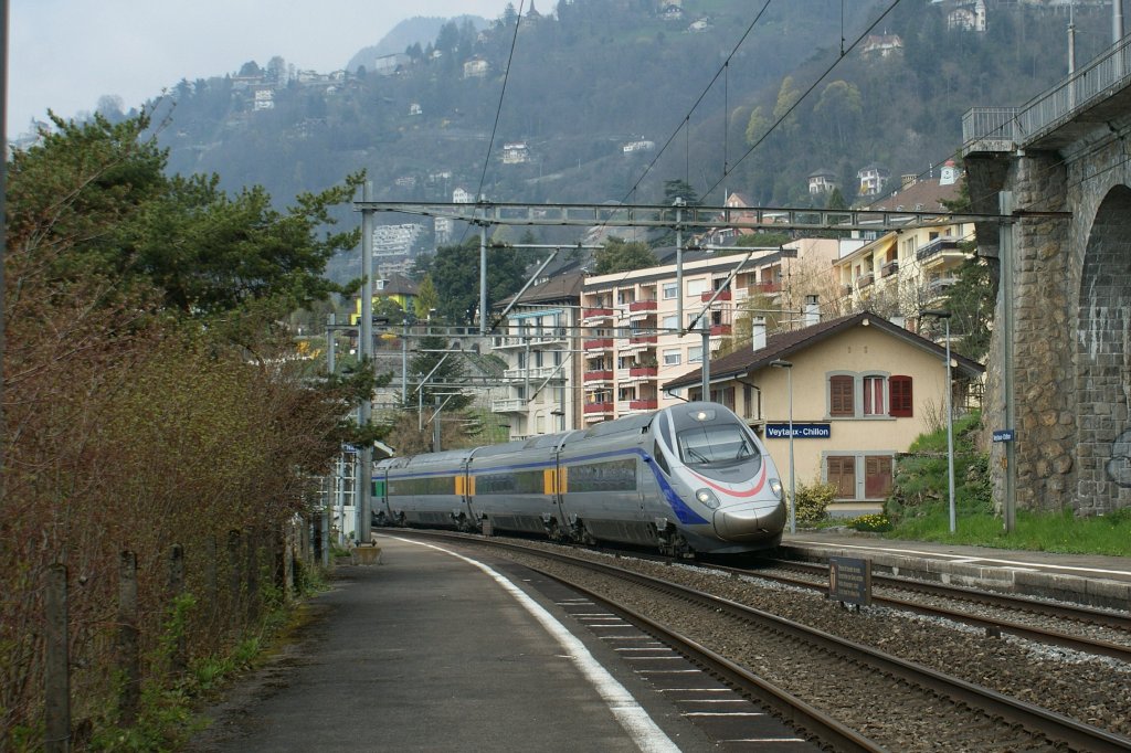 The FS ETR 610 in Veytaux-Chillon. 
16.04.2010