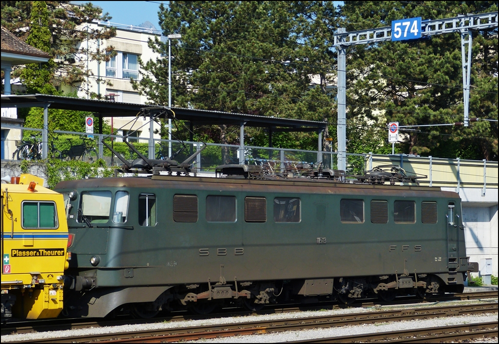 The green Ae 6/6 N 11513 pctured in Spiez on May 25th, 2012.