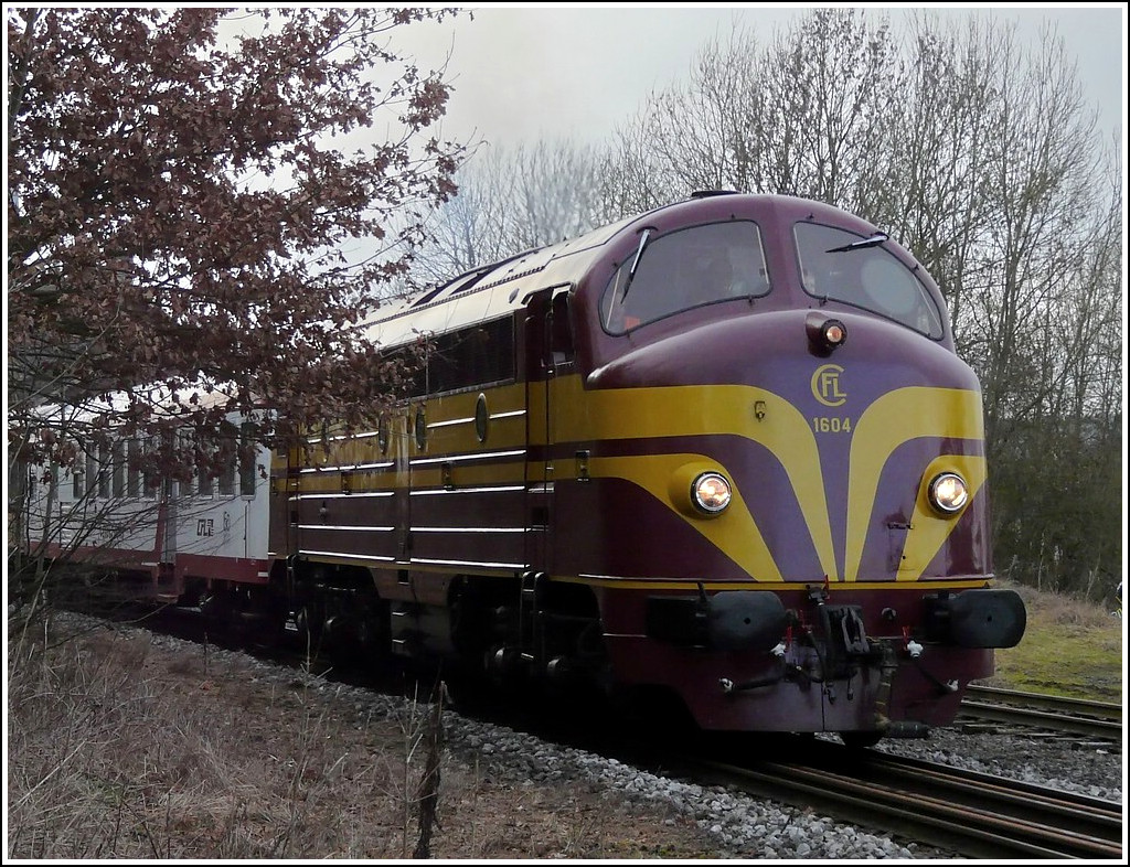 The heritage 1604 is leaving the station of Bissen on January 25th, 2009.
