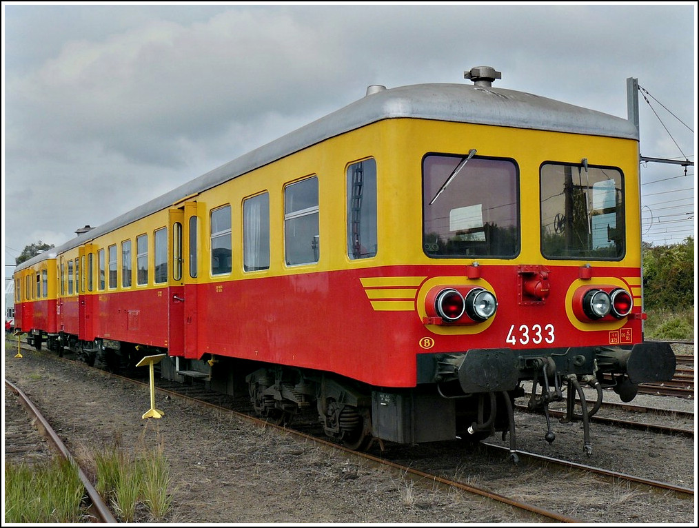 The heritage 4333 taken in Saint Ghislain on September 12th, 2009.