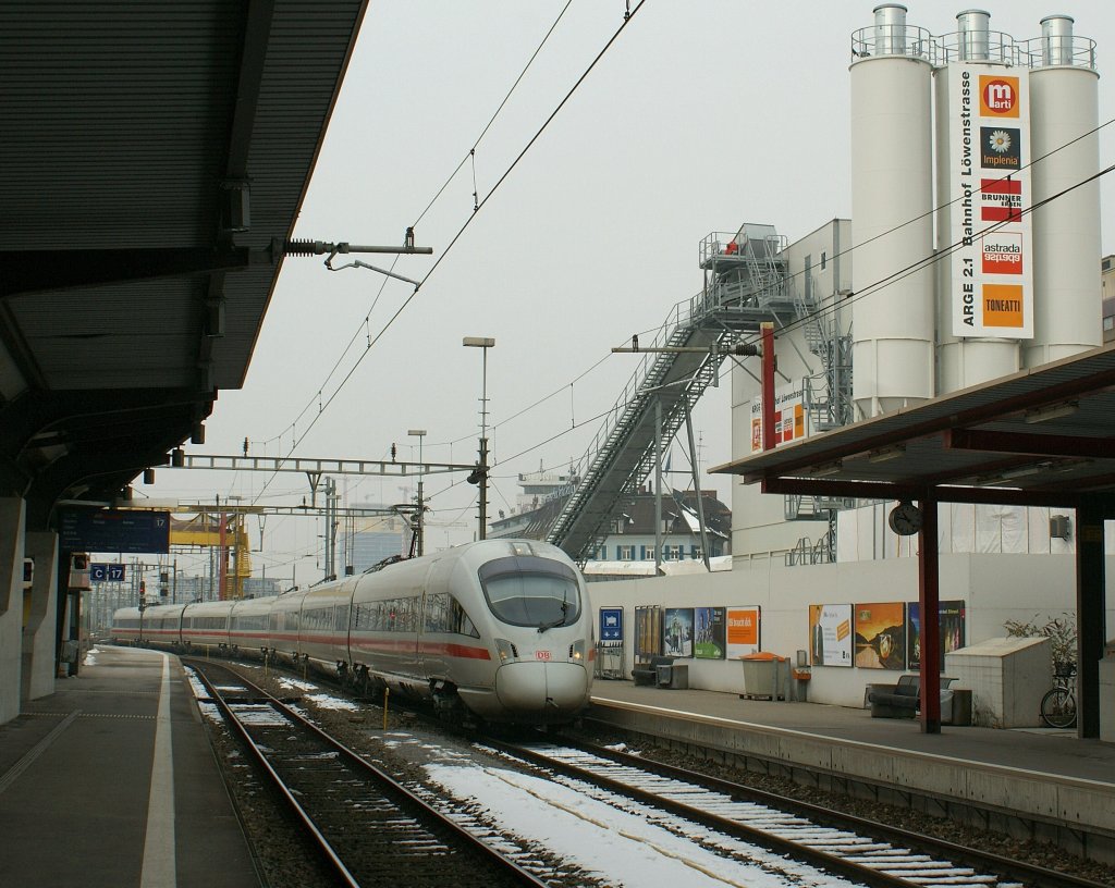 The ICE 181 from Frankfurt (via Stuttgart) is arriving in Zurich. 
13.03.2010