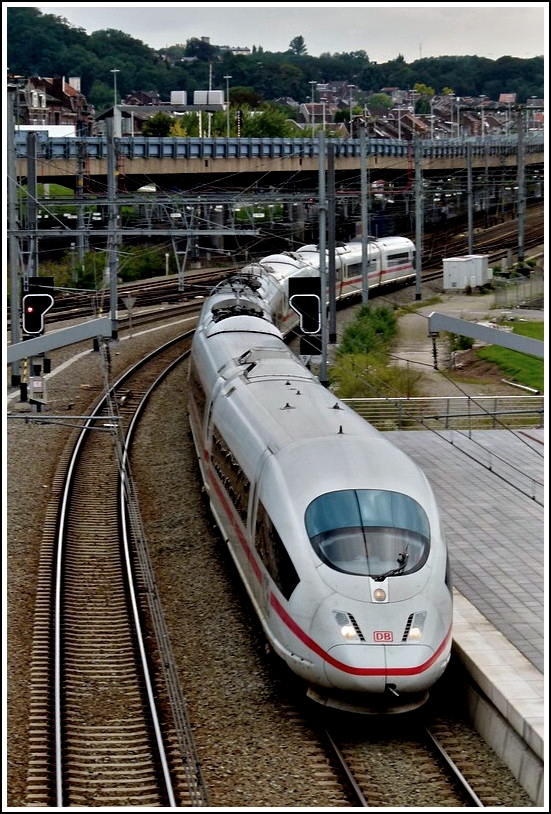 The ICE 4601 is arriving in Liège Guillemins on July 23rd, 2011.