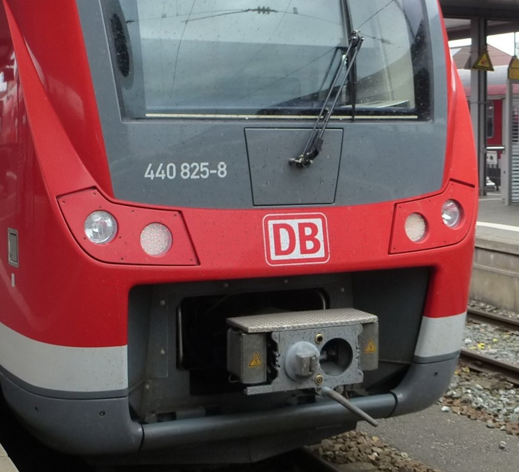 The lights from 440 825-8, June 23rd 2013 in Nuremberg main station.