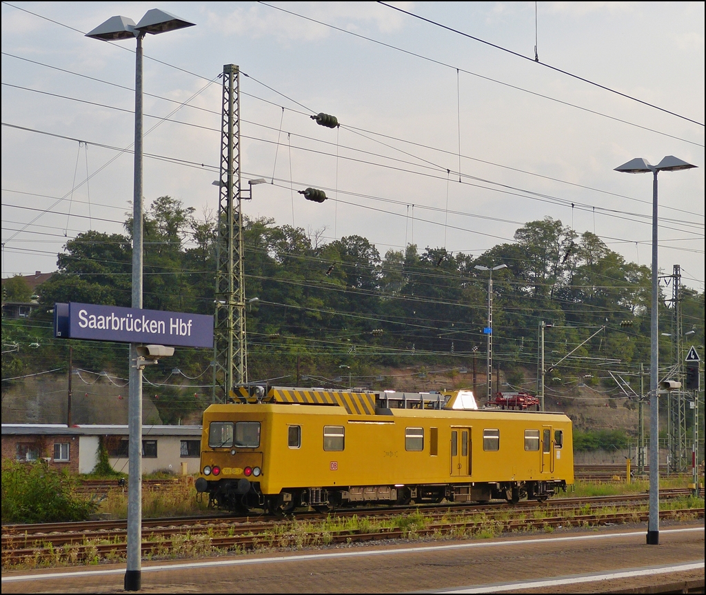 The maintenance engine 708 315-7 taken in Saarbrcken main station on September 11th, 2012.