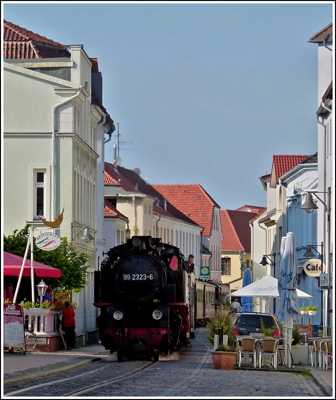 The Molli is running through the streets of Bad Doberan on September 25th, 2011.