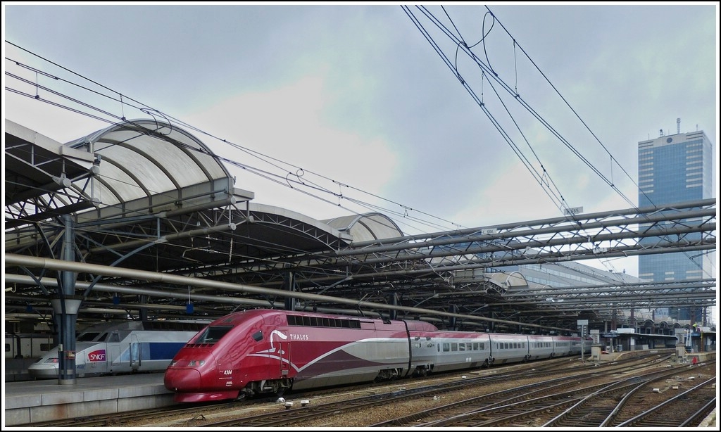 The PBKA Thalys 4304 photographed in Bruxelles Midi on June 25th, 2012.