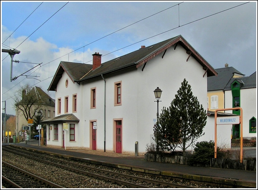 The railway station of Wilwerwiltz pictured on December 11th, 2007.