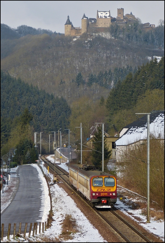 The RB 3210 Luxembourg City - Wiltz is running through Michelau on February 9th, 2013.