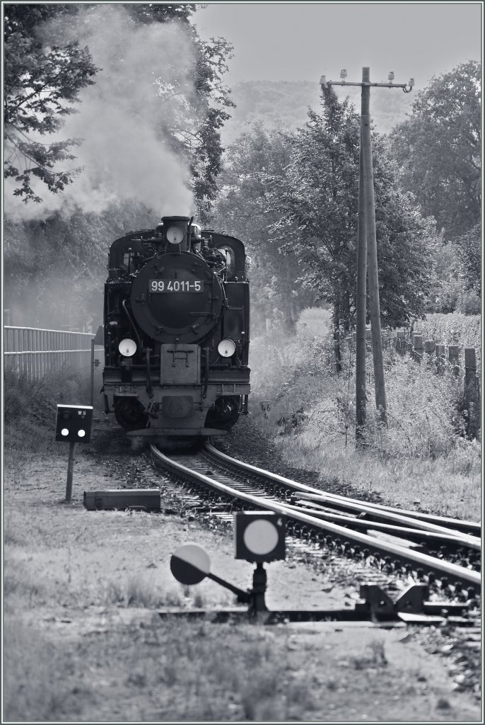 The RBB 99 4011-5 is arriving with his P 222 in Binz. 
16.09.2010