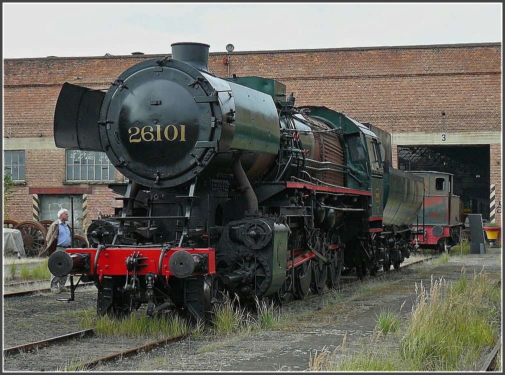 The restoration of the stean engine 26.101 is not yet finished. Saint Ghislain, September 12th, 2009.