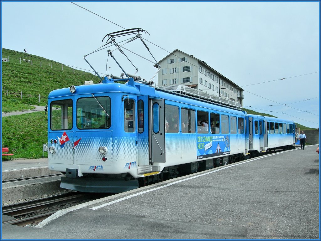 The Rigi-Bahn on the summit Station Rigi Kulm. 
27.05.2007