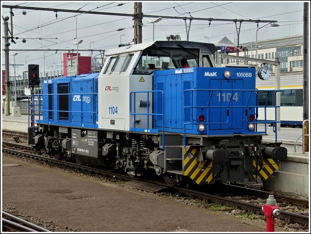 The shunter engine 1104 is running through the station of Luxembourg City on October 28th, 2011.