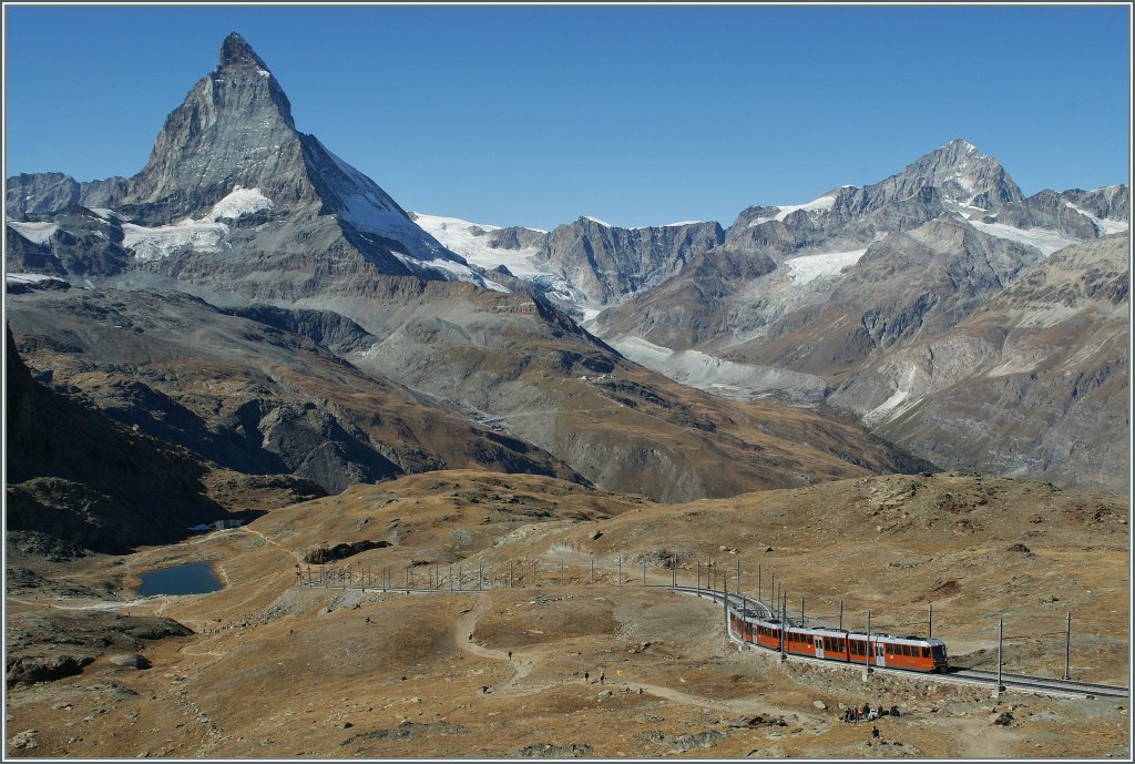 The small GGB and the big Matterhorn. 
04.10.2011