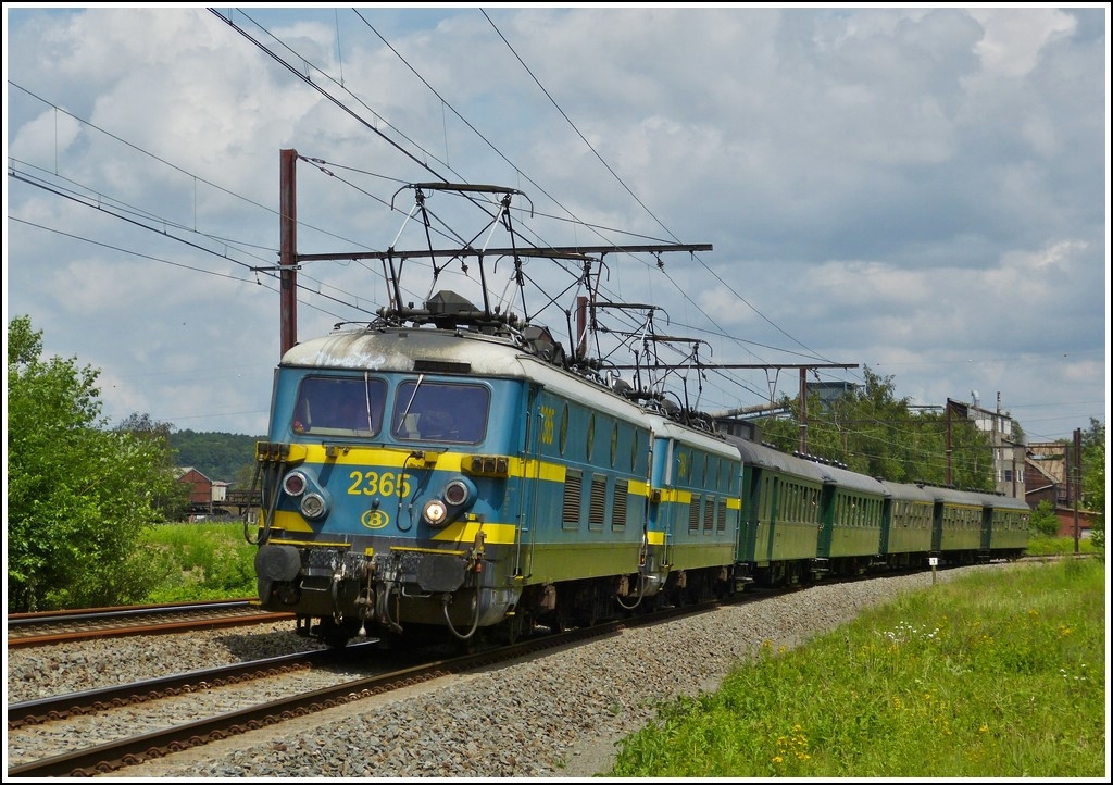 The special train  Adieu Srie 23  pictured in Farciennes on June 23rd, 2012.