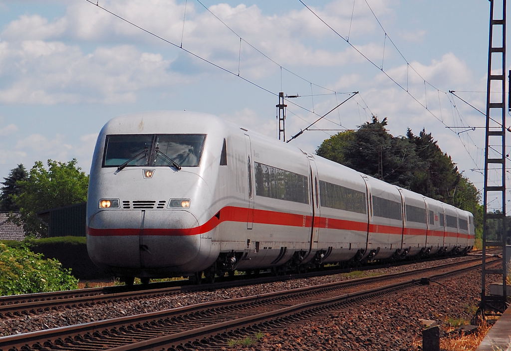 This is the ICE2 named  Neustrelitz  on it's way to Mönchengladbach Mainstation. Almost on sundays there left an ICE-train Mönchengladbach at ten past noon to Berlin Eaststation. Foto from the 10th of june 2012