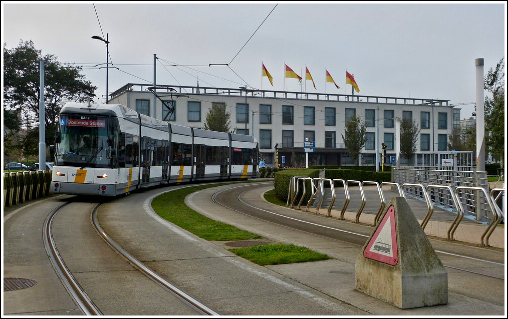 Tram N 6332 is running through the Leopold II-laan in Oostende on November 12th, 2011. 
