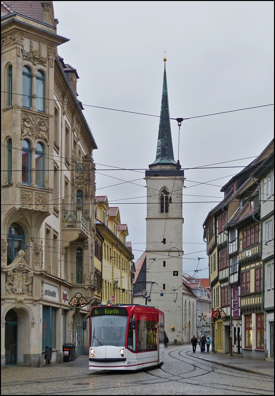 Tram N 639 is running through Marktstrae just before arriving on Domplatz in Erfurt on December 26th, 2012.