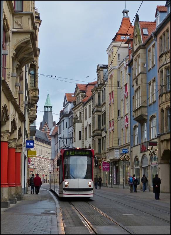 Tram N° 652 is running through Schlösserstraße in Erfurt on December 26th, 2012.