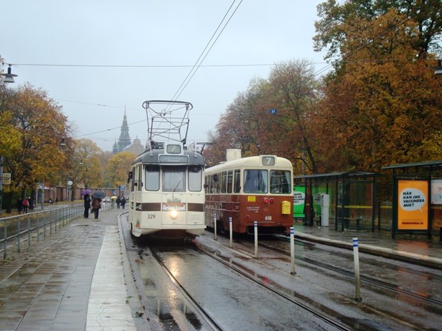 Tram no 329 , 618 (Coffeetram) Grna Lund 2009 - 10 - 25